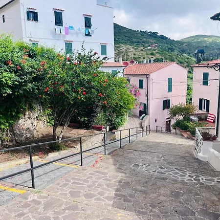 La Casina Riese Rio dellʼElba